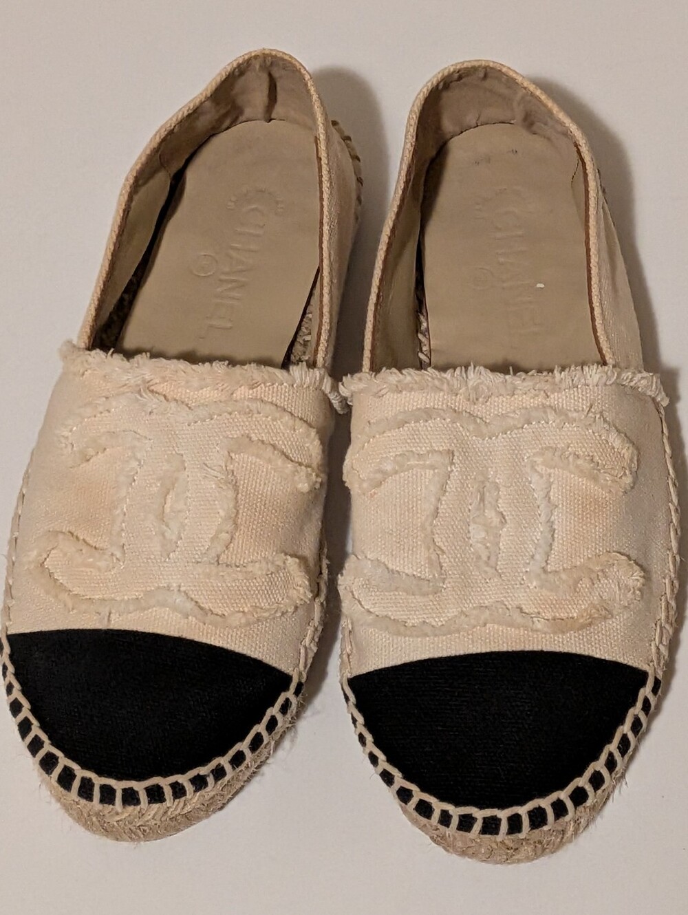 CHANEL Cream Canvas Espadrilles with Black Cap Toe S 36